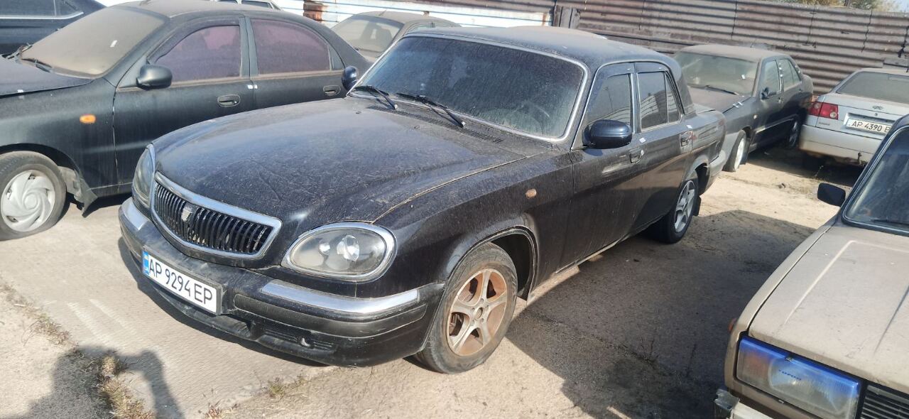 Легковий автомобіль ГАЗ 31105, 2004 р.в., ДНЗ АР9294ЕР, чорного кольору, кузов № Y7C31105040021984; 31105040039027