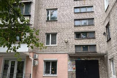 Трикімнатна квартира, загальною площею: 53,89 кв.м., житловою площею: 35,5 кв.м., яка знаходиться за адресою: м. Запоріжжя, вул. Дудикіна, буд. 26а, кв. 11