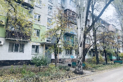 Однокімнатна квартира, загальною площею: 25,48 кв.м., житловою площею: 14,88 кв.м., яка знаходиться за адресою: м. Запоріжжя, вул. Перемоги, буд. 71а, кв. 3