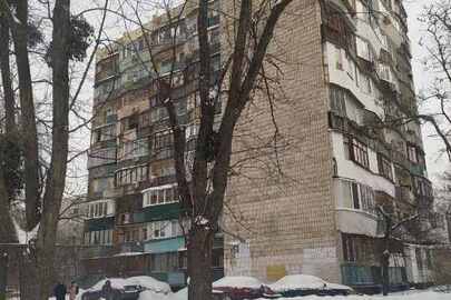 Однокімнатна квартира, загальною площею 22,00 кв.м., розташована за адресою: м. Київ, вул. Мілютенка 38, кв 107