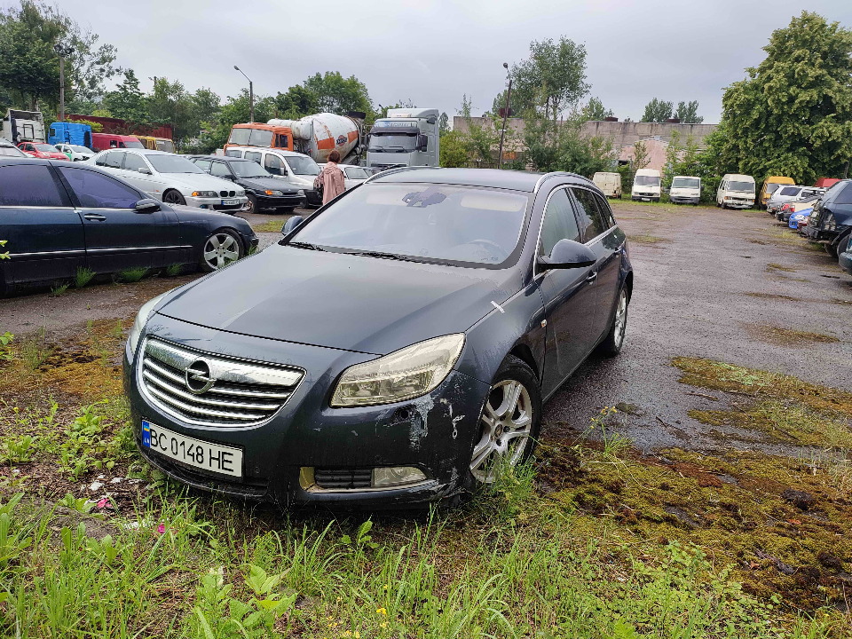 Колісний транспортний засіб, легковий універсал-В, марки Opel модель Insignia Sports Tourer, рік випуску - 2011, реєстраційний номер ВС0148НЕ, номер шасі W0LGM8EL8B1144167, синього кольору