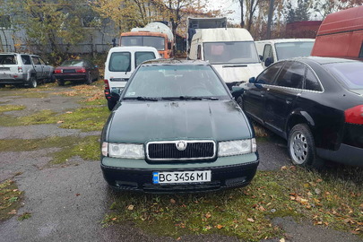 Колісний транспортний засіб легковий універсал-В марки Škoda модель Octavia, 2000 року випуску, зеленого кольору, державний реєстраційний номер ВС3456МІ, номер шасі TMBGK21U7Y8295732