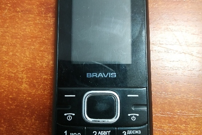 Мобільний телефон "Bravis"