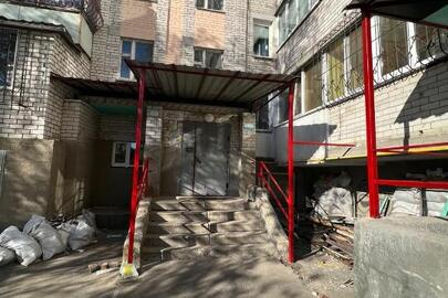 Квартира, загальною площею 48,20 кв.м, що розташована за адресою: Київська обл., м. Ірпінь, смт. Коцюбинське, вулиця Лісова, будинок 20-а, квартира 20