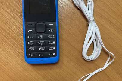 Мобільний телефон марки «Nokia» IMEI:359588/05/478844/4 та гарнітура до нього, б/в