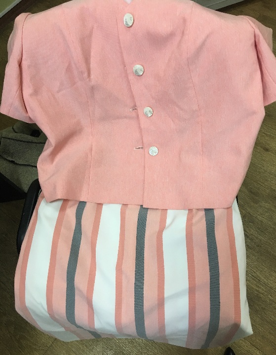 Костюм жіночий, 44 розмір, 1 шт.