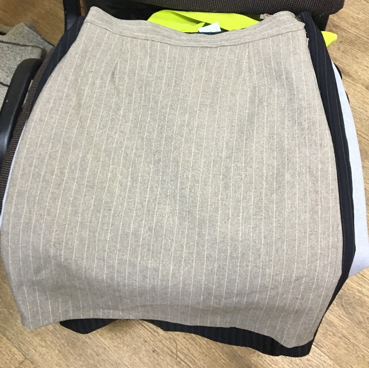 Спідниця сіра, 1 шт.