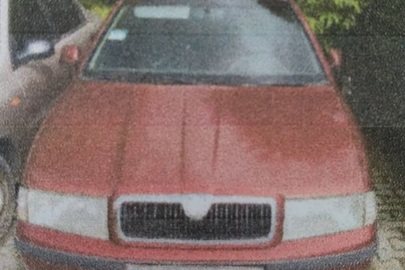 Транспортний засіб марки Skoda Octavia, 2000 року випуску, ДНЗ: 05591ТА, № куз. TMBBL41U512466165, червоного кольору, об'єм двигуна - 1781 см. куб., бензин