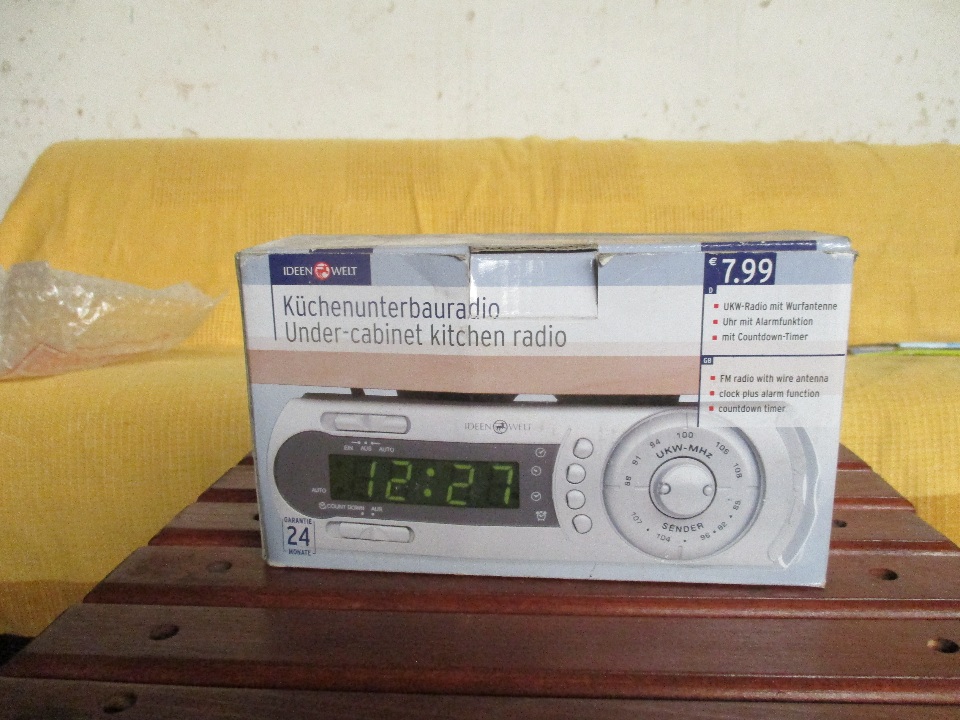 Кухонний радіоприймач, марки IDEEN WELT, сірого кольору, у кількості 2 шт.
