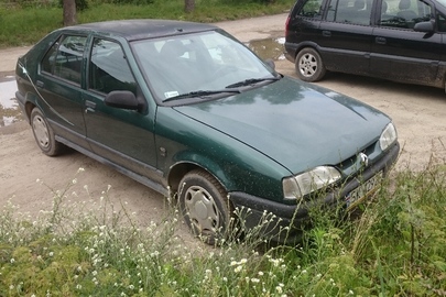 Транспортний засіб марки Renault 19, 1995 року випуску, реєстраційний номер SK4292E, № куз. VF1B5350C13676333, зеленого кольору, об'єм двигуна - 1390 см. куб., бензин