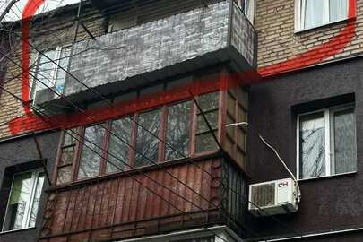 1/2 частина трикімнатної квартири, загальною площею 57.81 кв.м., житловою площею 42.6 кв.м. за адресою: Дніпропетровська область, м. Кривий Ріг, вул. Джона Маккейна, (кол. Армавірська) буд. 7, кв. 29