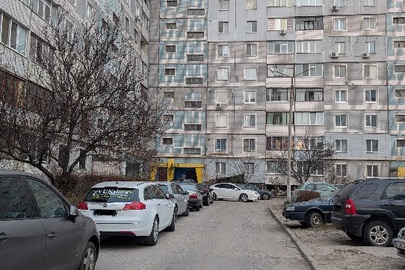 Однокімнатна квартира загальною площею 44,4 кв.м., житловою площею 19,1 кв.м., за адресою: Дніпропетровська область, Кам'янський район, місто Кам'янське, бульвар Незалежності, будинок 21, квартира 9