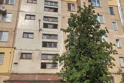 Однокімнатна квартира загальною площею 35,0 кв.м., житловою площею 16,7 кв.м., за адресою: Дніпропетровська область, Кам'янський район, місто Кам'янське, проспект Металургів, будинок 52, квартира 6