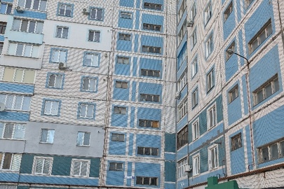 Однокімнатна квартира загальною площею 44.50 кв.м., житловою площею 18.90 кв.м., Дніпропетровська область, Кам'янський район, місто Кам'янське, вулиця Українських Соколів (Інтернаціоналістів), будинок 1, квартира 28