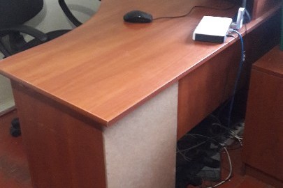 Набір меблів (2 комп'ютерних столи, 1 письмовий стіл, дводверна тумба, шафа канцелярська, вішак, книжна поличка)
