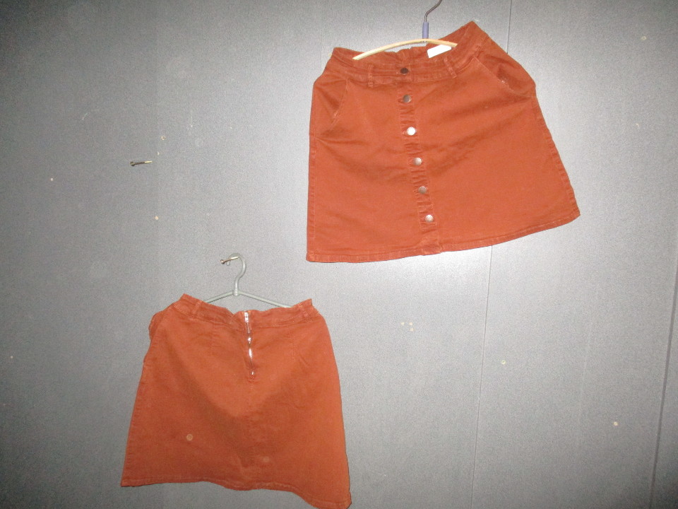 Спідниця жіноча коротка з гудзиками, колір - терракотовий (трапеція), «FLOYD» - 14 шт.