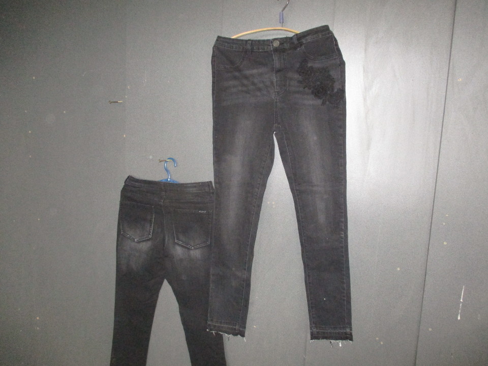 Джинси жіночі прямого покрою не підкладені, з вишивкою, колір - чорний, «FLOYD» - 13 шт.