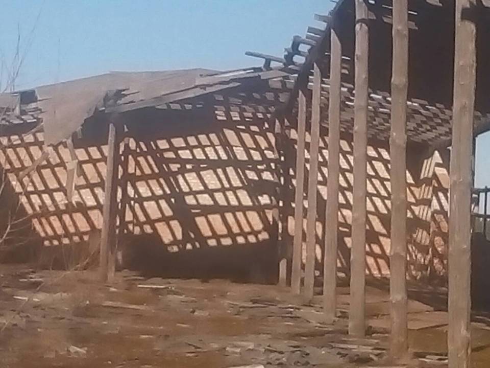 Сіносховище загальною площею 1489.7 кв.м за адресою: Житомирська область, Овруцький район, с. Покалів, вул. Шляхова, 104/П 