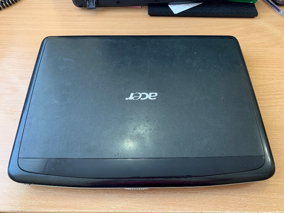 Ноутбук марки АСЕР, б/в, модель ICL50 в корпусі чорного кольору