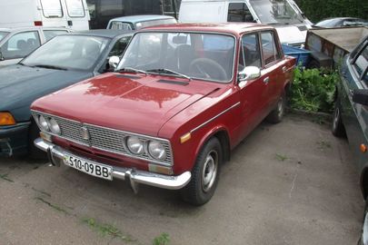 Легковий автомобіль ВАЗ 2103, 1981 р.в., № дв. 5122817, № кузова 1166978, днз 51009ВВ, червоного кольору