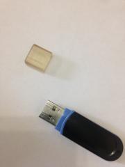 USB-накопичувач марки «АPACER», моделі «АР8GAH320»