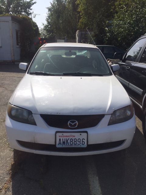 Транспортний засіб Mazda Protege, 2002 року випуску, № кузова: JM1BJ225020631344, ДНЗ: AWK 8896