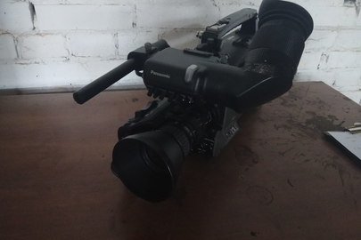 Відеокамера DVCPRO (25), чорного кольору, б/в, 1 шт.