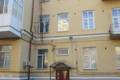 ІПОТЕКА: Трикімнатна квартира № 40, загальною площею 164.70 кв.м., що знаходиться за адресою: м. Київ, вул. Пушкінська, 8 Б
