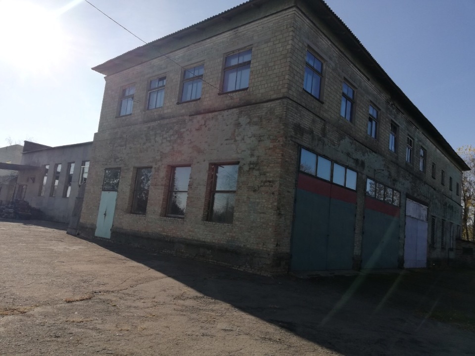 245/250 частини майстерні загальною площею 1431.4 кв.м., за адресою: Київська обл., Макарівський р-н, с. Копилів, вул. Заводська, 2-а