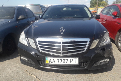 Транспортний засіб Mercedes-Benz E 200, 2012 року випуску, №. кузова WDD2120411A612753, ДНЗ: АА7707РТ