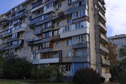 ІПОТЕКА: Однокімната квартира № 3, загальною площею 29.3 кв.м., за адресою: м. Київ, проспект Правди, 88 б