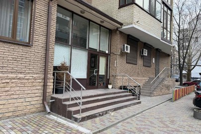 Двокімнатна квартира загальною площею 241,2 кв.м., за адресою: Дніпропетровська обл., м.Дніпро, вул. Старокозацька, будинок 45-А, квартира 29