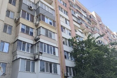 1/2 частина квартири, загальною площею - 60,64 кв.м, що розташована за адресою: м.Запоріжжя, Комунарський р., вул. Автозаводська, буд.50А, кв.56, реєстраційний номер майна: 17579303