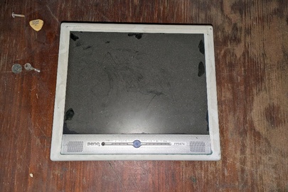 Монітор "BenQ", модель FP567s, білого кольору, б/в