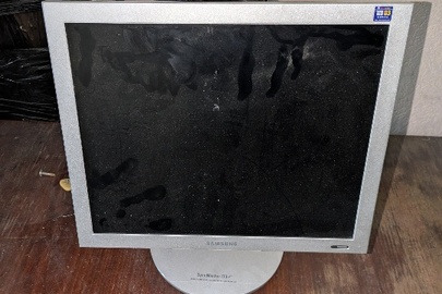Монітор "Samsung", модель SyncMaster 173p, сріблясто-білого кольору, б/в