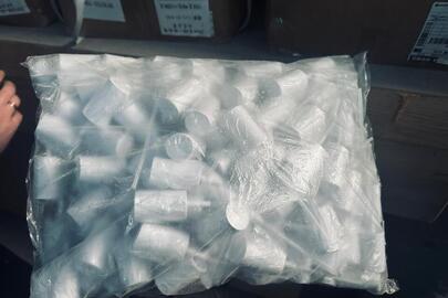 Дозатори для крему/косметики які розбираються, кількістю 1100 шт., без ознак вжитку.