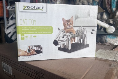 Іграшки для котів торговельної марки "ZOOFARICRIVIT" з маркуванням "CAT TOY", без ознак використання, в кількості 12 шт.
