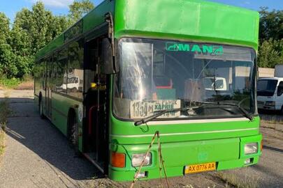 Автобус MAN NL 222, 1997 року випуску, зеленого кольору, ДНЗ: АХ0776АА, VIN: WMAA103313B016121