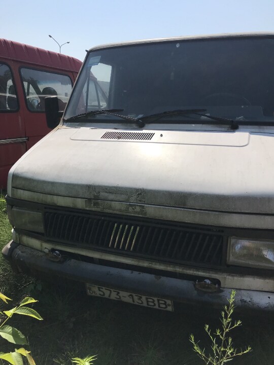 Автомобіль вантажний марки FIAT модель DUCATO 2500, 1993 р.в., VIN ZFA28000000450277, білого кольору, ДНЗ 57313ВВ