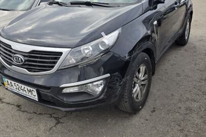 Легковий автомобіль марки KIA, модель SPORTAGE, реєстраційний номер АА5244МС, VIN/номер шасі (кузова, рами): U5YPB811BCL160551, рік випуску 2012, колір чорний