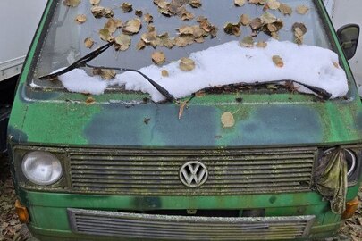 Транспортний засіб марки VOLKSWAGEN, модель TRANSPORTER, 1989 р.в., д.н.з. 62836КХ, номер шасі (vin номер WVWZZZ25ZKH080740)