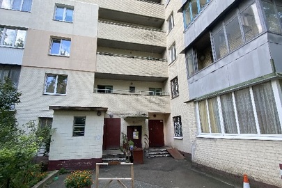 1/4 частина однокімнатної квартири загальною площею 34,87 кв.м., що розташована за адресою: місто Київ, провулок Лабораторний, будинок 26, квартира 93