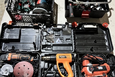 Рухоме майно в кількості 58 одиниць, стан: вживане