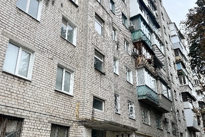 1/4 частина трикімнатної квартири загальною площею 57,20 кв.м., що розташована за адресою: місто Київ, вулиця Олешківська (кол. назва Орловська), будинок 4-6/2, квартира 28