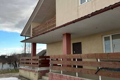 Домоволодіння, заг. пл. 48,2 кв.м., житловий будинок садибного типу, заг. пл.186,5 кв.м., земельна ділянка, КН:3221087001:01:006:0024 пл. 0.2116 га, за адресою: Київська обл., Бучанський р-н, с. Озера, вул.Шевченка, буд. 48