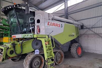 Комбайн зернозбриральний CLAAS Lexion 770, заводський № C5900175, двигун № 942.992-00-7247, 2011 року випуску, державний номер 34926CA.