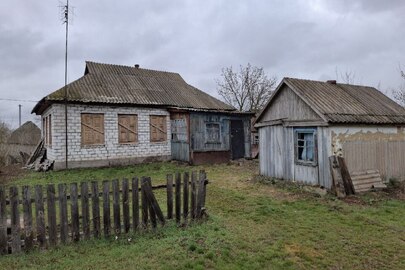 Житловий будинок, загальною площею 43,20 кв.м., житловою площею 17,40 кв.м., розташований за адресою : Черкаська обл., Черкаський р., с.Хацьки, вул.Забрід, будинок 21