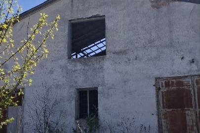 Нежитлове приміщення, ферма №4, загальною площею 1570,9 кв.м., яке розташоване за адресою: Тернопільська обл., Підволочиський р-н., с. Гнилиці, вул. Колгоспна, буд 50