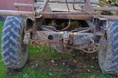 Конфіскація майна за рішенням суду: Автомобіль марки ЗІЛ, з кузовом синього кольору, переробленого кустарним способом, без реєстраційного номерного знаку, рік випуску не ідентифіковано