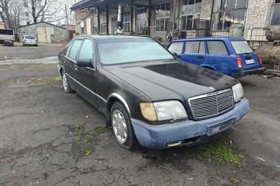 Автомобіль легковий седан-В марка MERCEDES-BENZ, модель 300SE, колір - чорний, 1992 рік виробництва, номер кузова WDB1400321A018011, реєстраційний номер ВС2522АМ